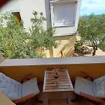 Lanterna Puntamika Apt. Near Zadar