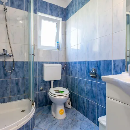 Апартаменты Lanterna Puntamika Apt. Near *