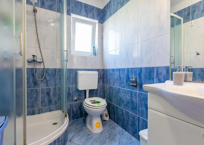 Apartman Lanterna Puntamika Apt. Near *