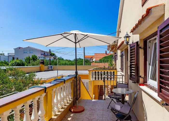 Apartman Lanterna Puntamika Apt. Near