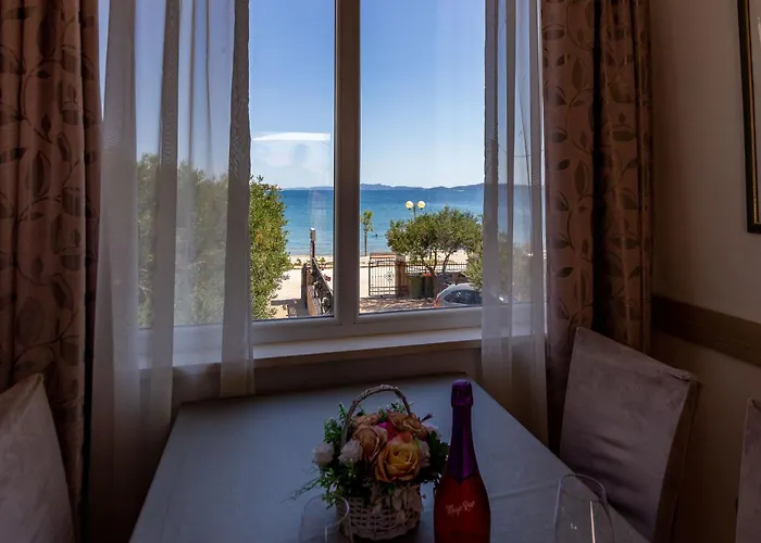 Apartman Lanterna Puntamika Apt. Near Zadar