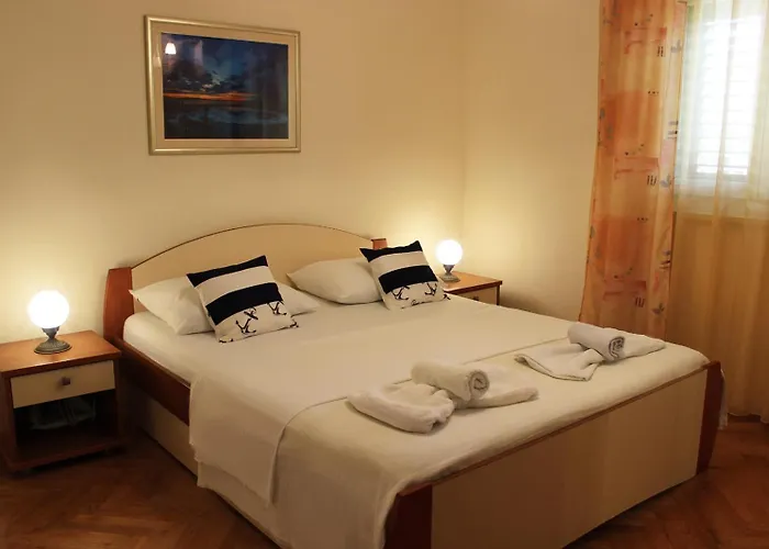 Lanterna Puntamika Apt. Near 아파트 자다르