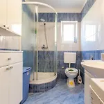 Apartament Lanterna Puntamika Apt. Near Zadar