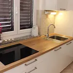 Apartament Lanterna Puntamika Apt. Near