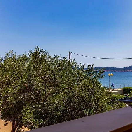 Διαμέρισμα Lanterna Puntamika Apt. Near Ζαντάρ