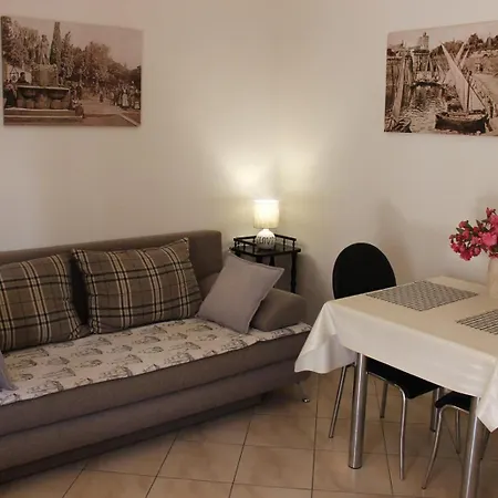 Διαμέρισμα Lanterna Puntamika Apt. Near