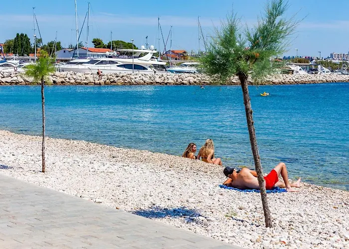 Апартаменты Lanterna Puntamika Apt. Near