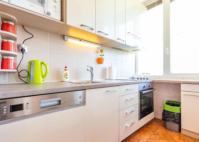 Апартаменты Lanterna Puntamika Apt. Near